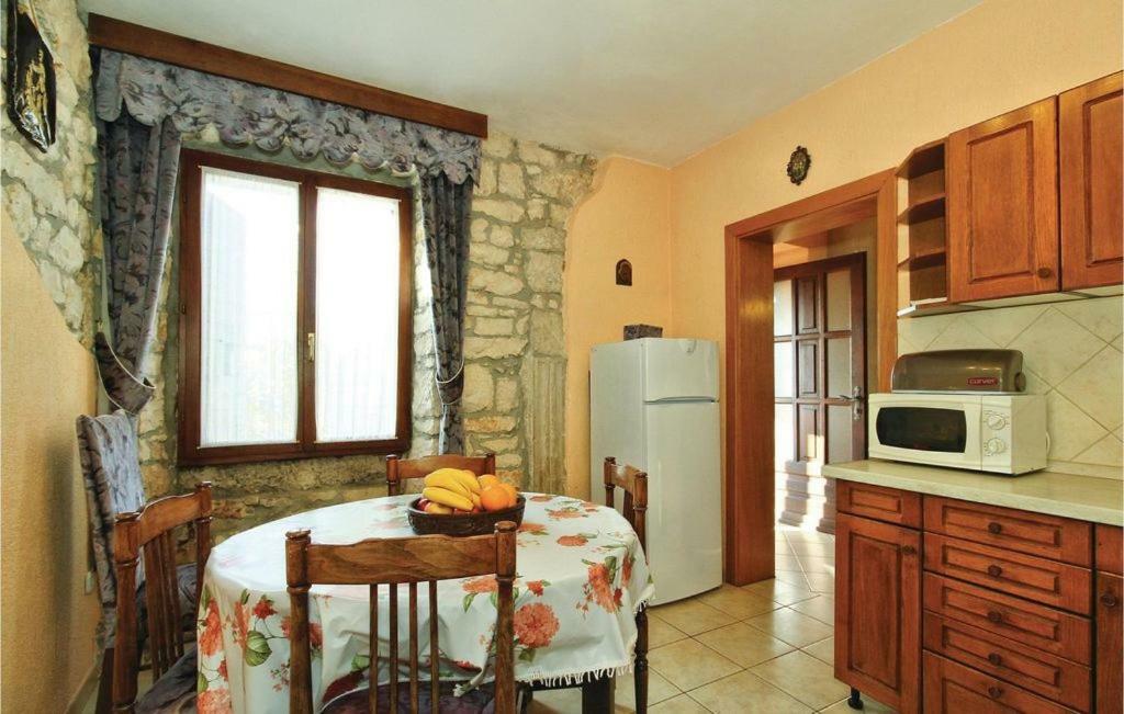 Mugeba 3 bedroom accommodation Poreč Eksteriør billede