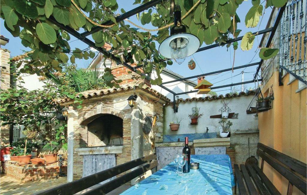 Mugeba 3 bedroom accommodation Poreč Eksteriør billede